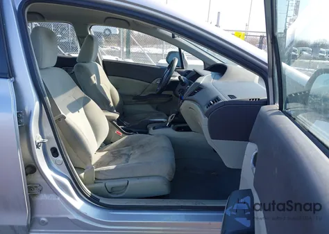 2012 Honda Civic Lx z USA, uszkodzony, nr VIN 19XFB2F55CE005922